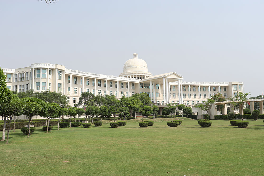 Noida International University campus